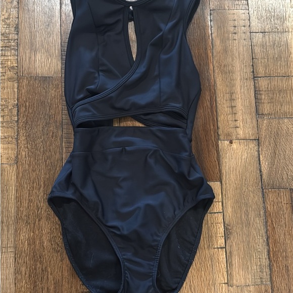 Bundle - 3 Five The Label Leos - Picture 2 of 7